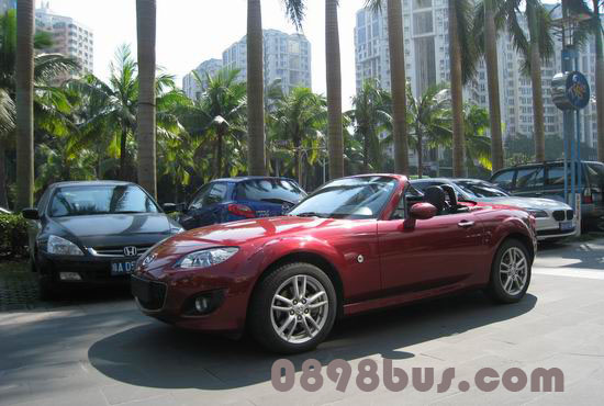 三亚敞篷跑车 马自达MX－5