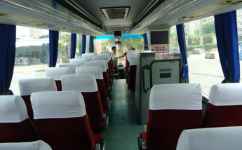 大巴37座 大巴37座