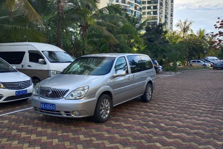 海口商务会议接待高性价比的商务车,别克陆尊 海口商务会议接待高性价比的商务车,别克陆尊
