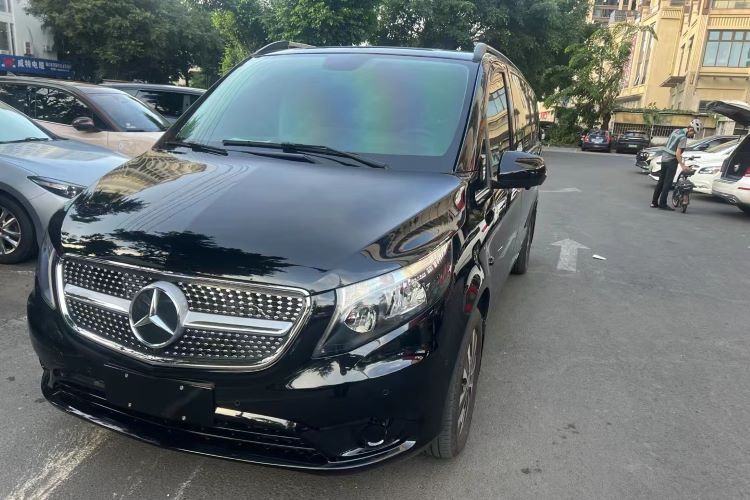 海口商务会议接待商务车-奔驰V260 海口商务会议接待商务车-奔驰V260
